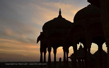03 Barra_Bagh_Sunset,_Jaisalmer_DSC2996_b_H600